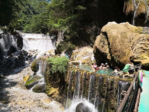 大漕河温泉瀑布旅游(螺髻山(shān)旅游温泉攻略螺髻山(shān)泡温泉攻略)